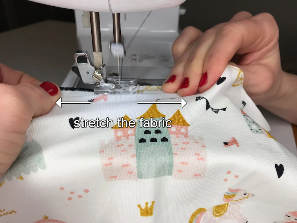 HOW TO SEW A LETTUCE HEM  MACHINE SETTINGS AND FULL INSTRUCTION