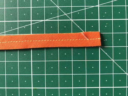 Stripe of stacked fabric.